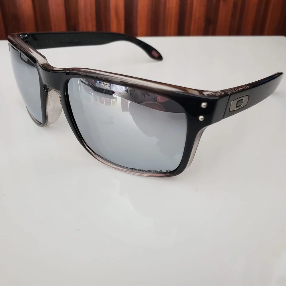 Oakley Black and Silver Sunglasses - Picture 3 of 4
